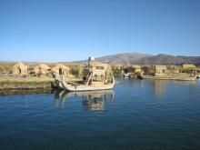 UROS FLOATING ISLANDS